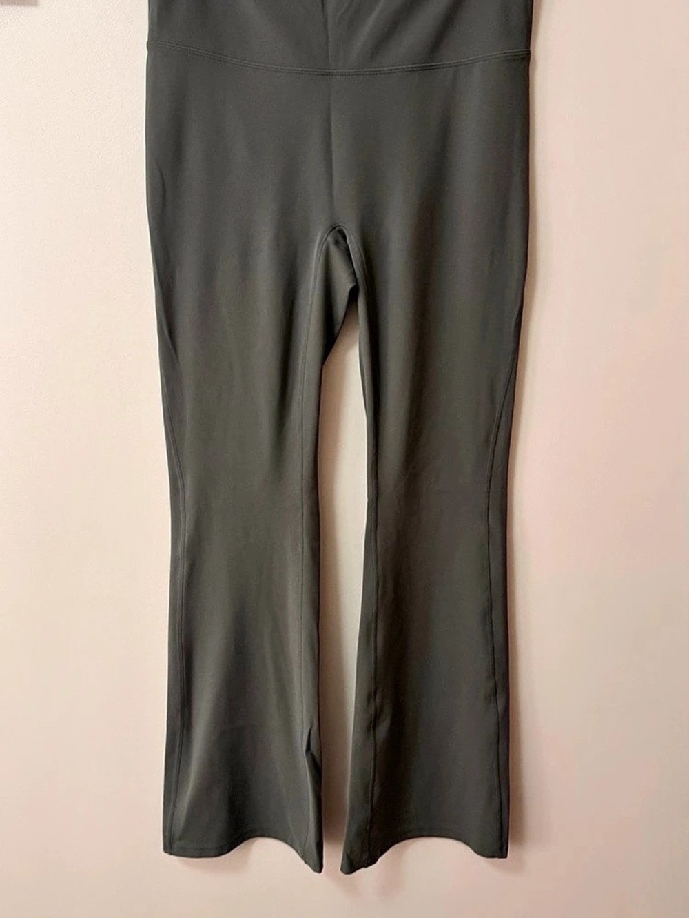 andar Olive Green Athletic Flared Leggings Size 8